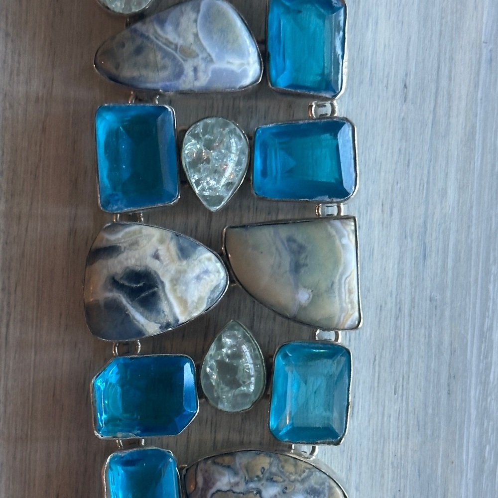 Stunning Blue and Unmarked Silver Stone /Gem Bracelet - Picture 6 of 11